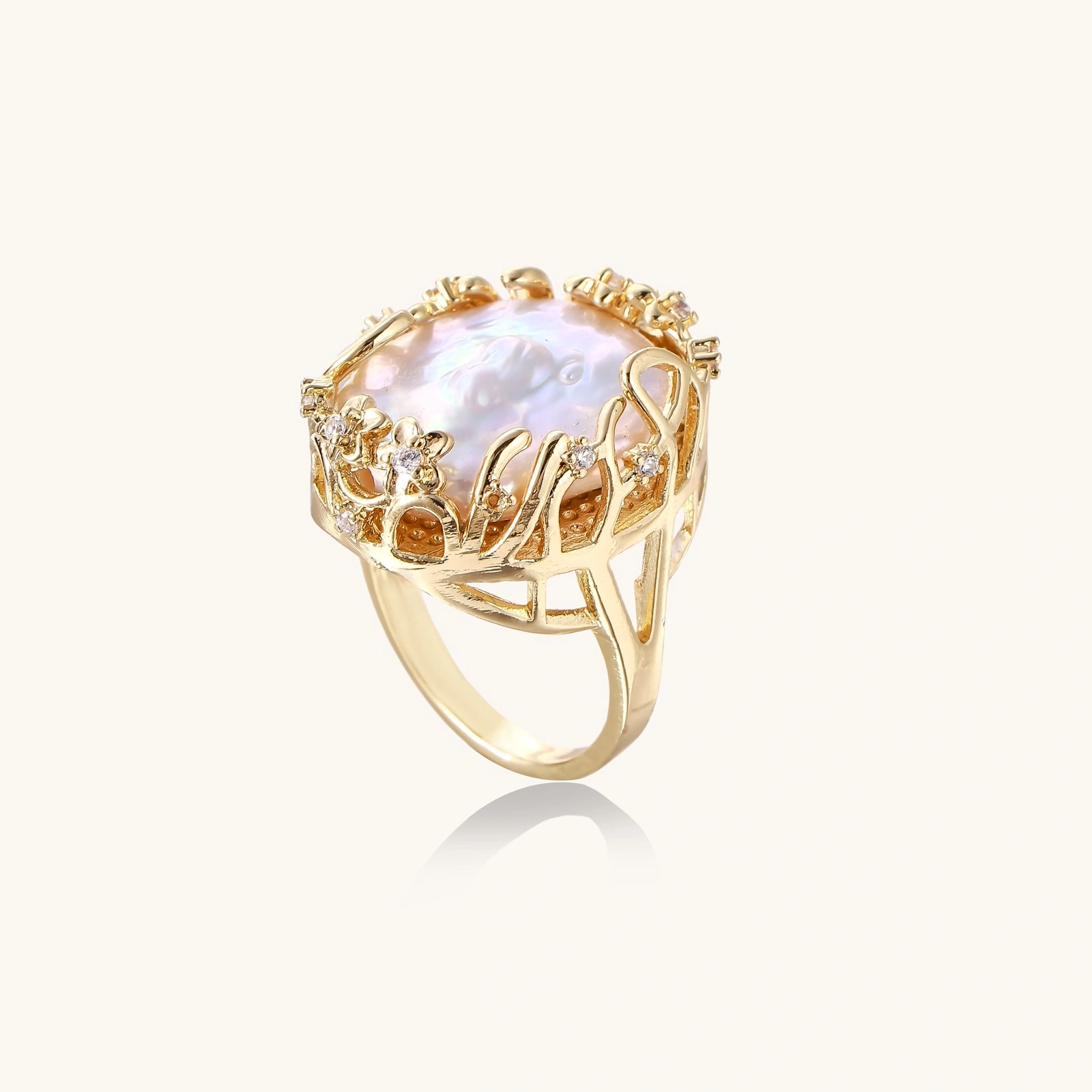 Anillo Corona con Perla Barroca - Enfoque alternativo | Joyería RABHA