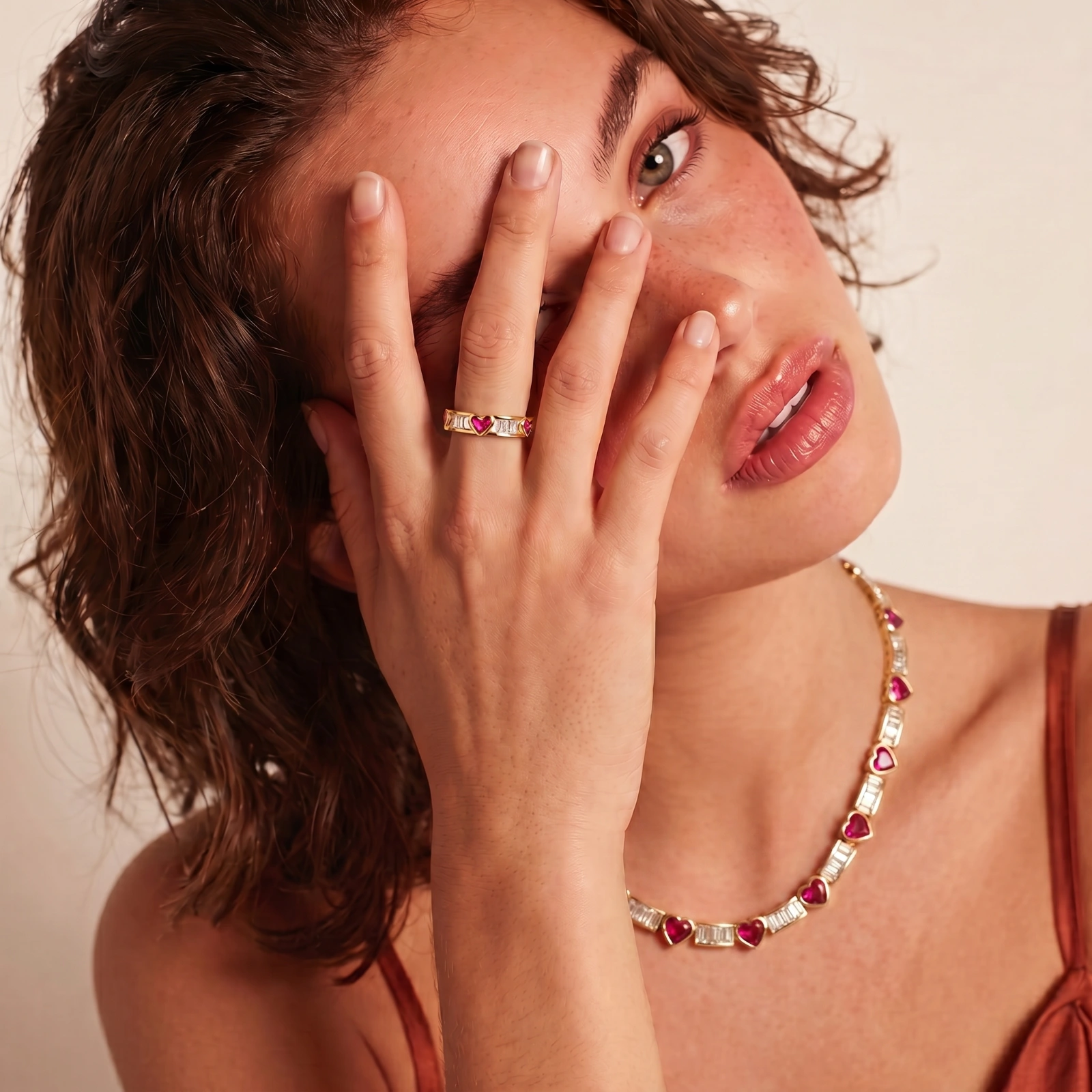 Anillo Love + Logic - Enfoque alternativo | Joyería RABHA